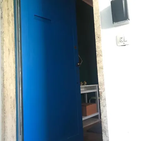 Veronicasrooms Guest house